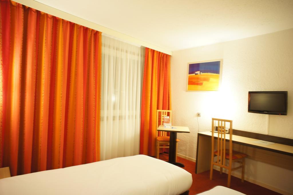 Inter-Hotel La Closerie Beaune Pokój zdjęcie