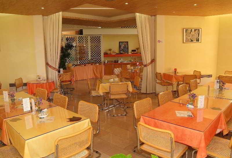 Inter-Hotel La Closerie Beaune Zewnętrze zdjęcie