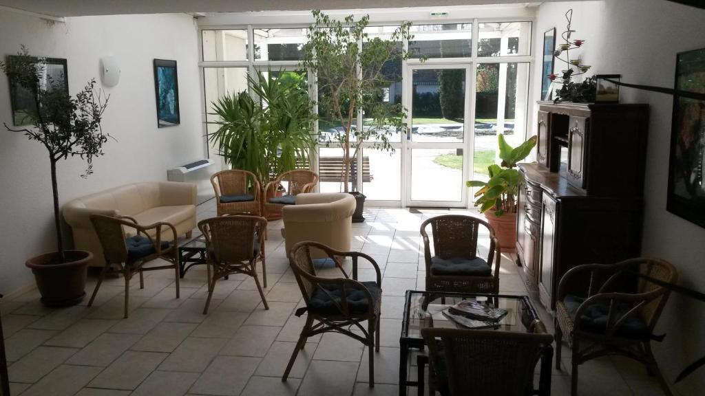 Inter-Hotel La Closerie Beaune Zewnętrze zdjęcie