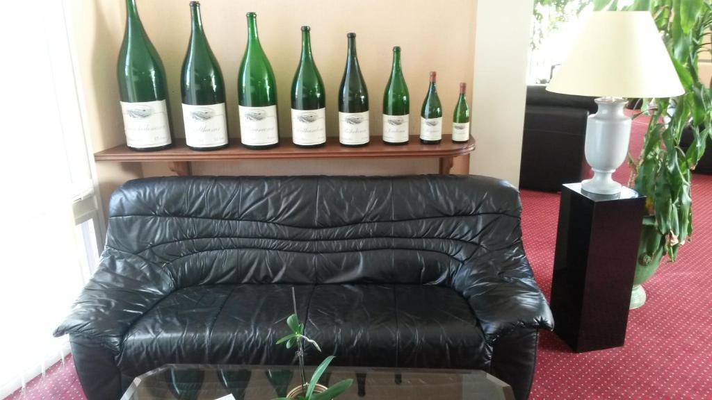 Inter-Hotel La Closerie Beaune Zewnętrze zdjęcie